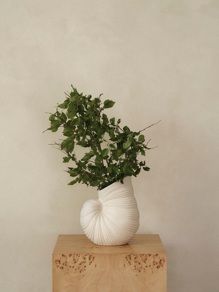 ferm LIVING Shell Vase – Off-White Ceramic Vase